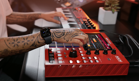 AKAI MPC One+ – samodzielna stacja robocza