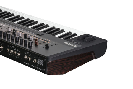 Kurzweil K2061 – syntezator workstation