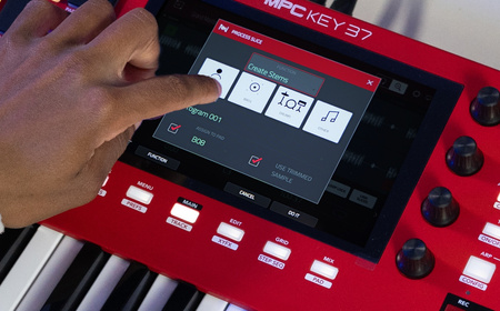 AKAI MPC Key 37 – klawiatura produkcyjna / stacja robocza
