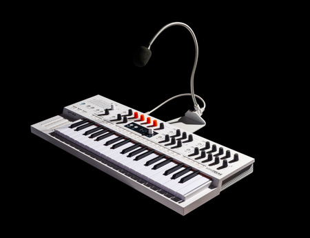 Hybrydowy syntezator polifoniczny – Arturia MiniFreak Vocoder Edition
