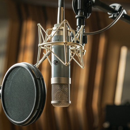 Universal Audio UA Bock 167 – mikrofon lampowy