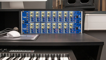 Focusrite ISA 828 mkII – 8-kanałowy przedwzmacniacz mikrofonowy