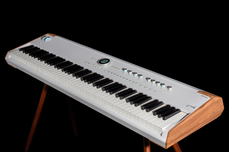 Pianino cyfrowe / syntezator sceniczny – Arturia AstroLab 88