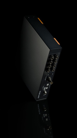 Przedwzmacniacz mikrofonowy – Arturia AudioFuse X8 IN