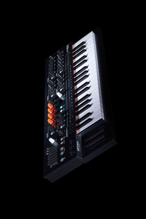 Arturia MiniFreak – hybrydowy syntezator polifoniczny